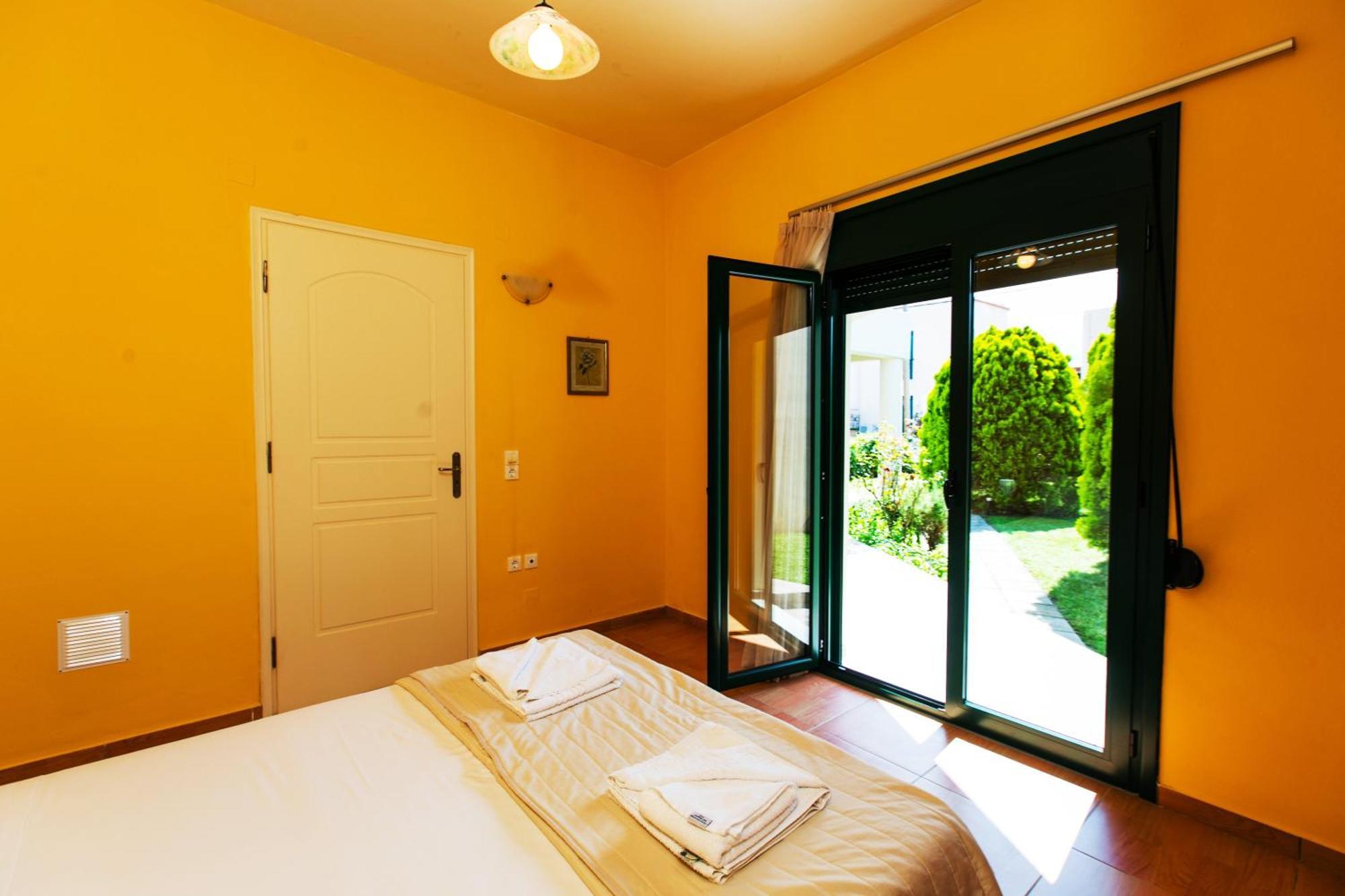 Asprouliánoi Villa Athina מראה חיצוני תמונה