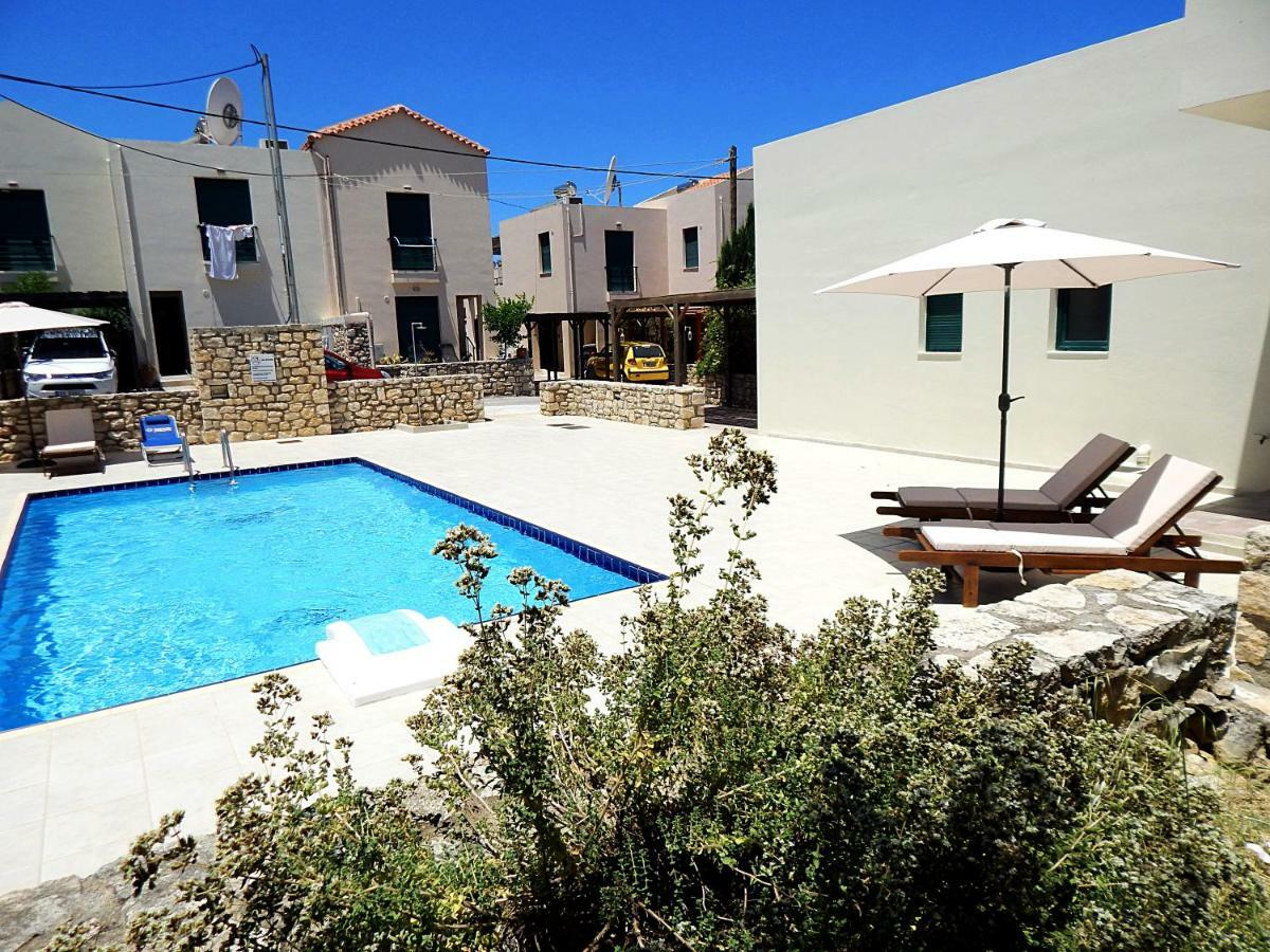 Asprouliánoi Villa Athina מראה חיצוני תמונה