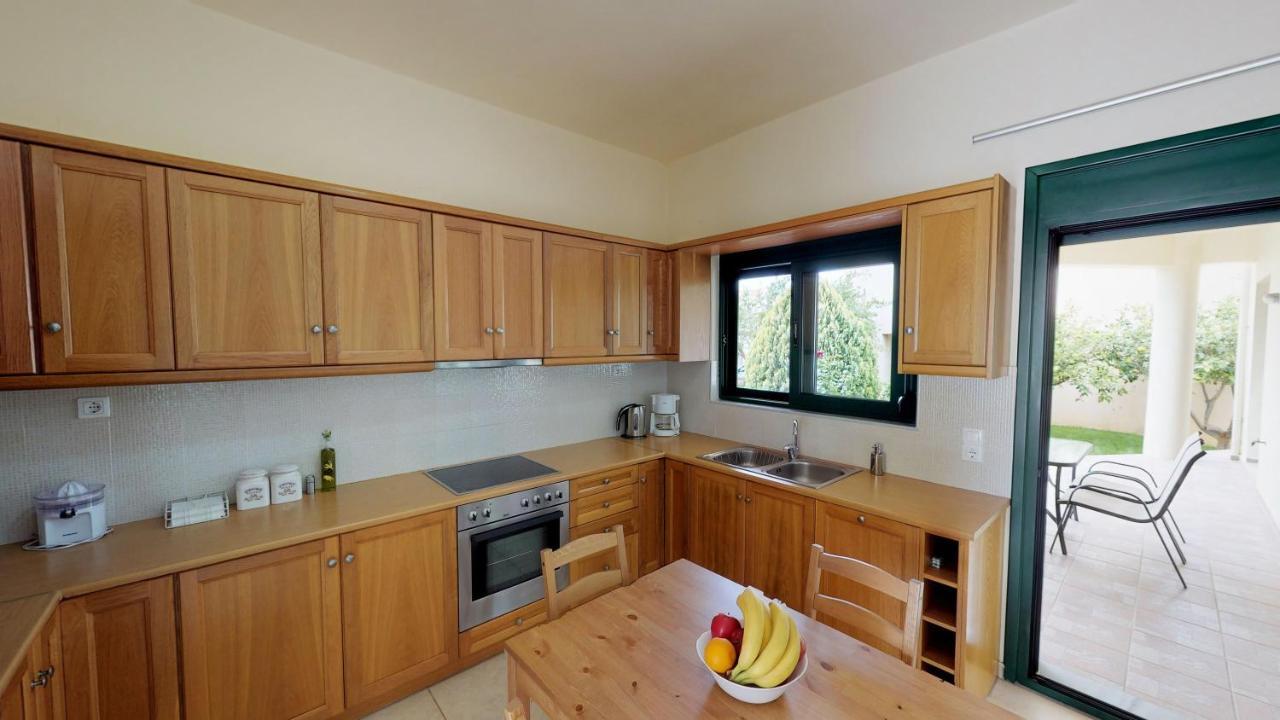 Asprouliánoi Villa Athina מראה חיצוני תמונה