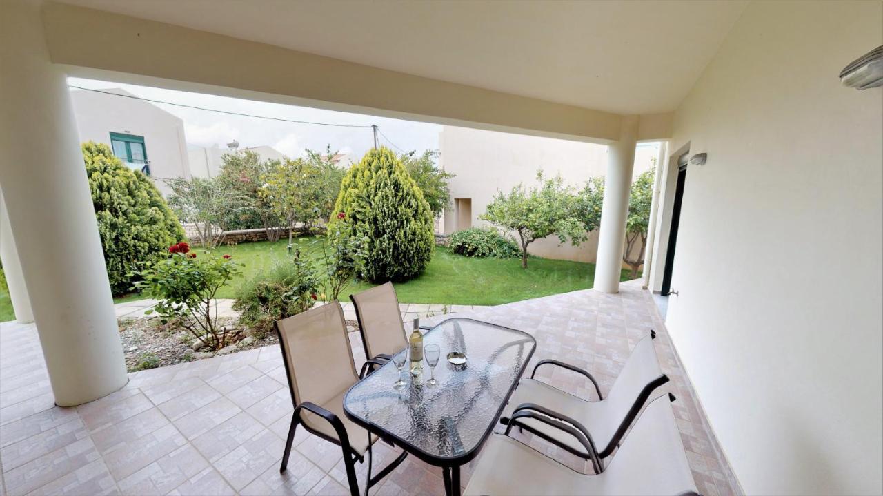 Asprouliánoi Villa Athina מראה חיצוני תמונה